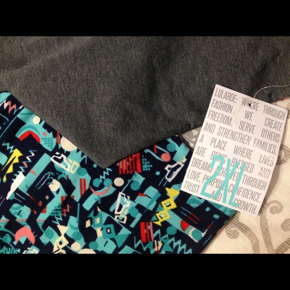 Lularoe Randy 2xl - Picture 2 of 2